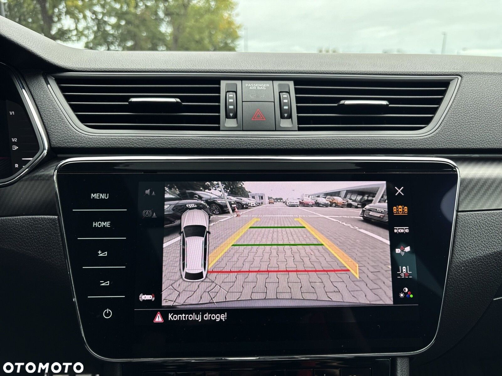Skoda Superb 2.0 TDI SCR Sportline DSG - 21