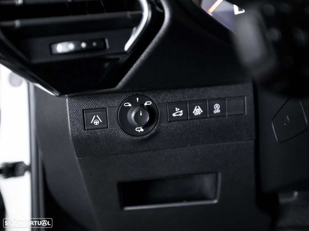 DS DS7 Crossback 1.5 BlueHDi So Chic EAT8 - 16