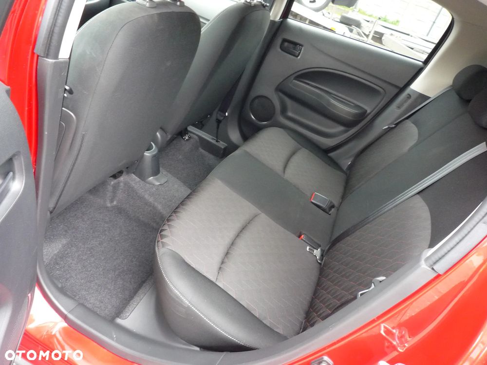 Mitsubishi Space Star 1.2 AS&G Intense SDA - 10