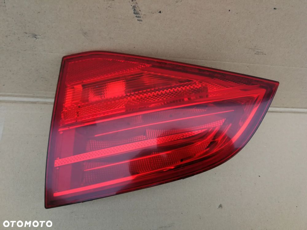 Audi A4 B8 kombi lampa tył prawa w klapę - 3