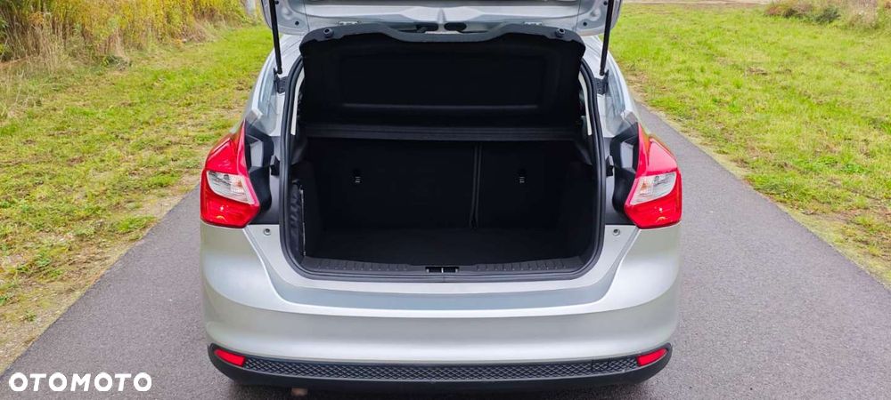 Ford Focus - 13