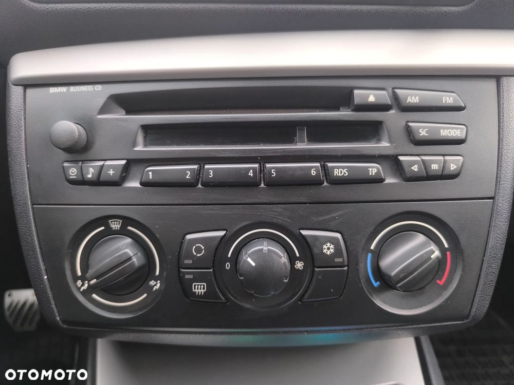 BMW Seria 1 116i - 10