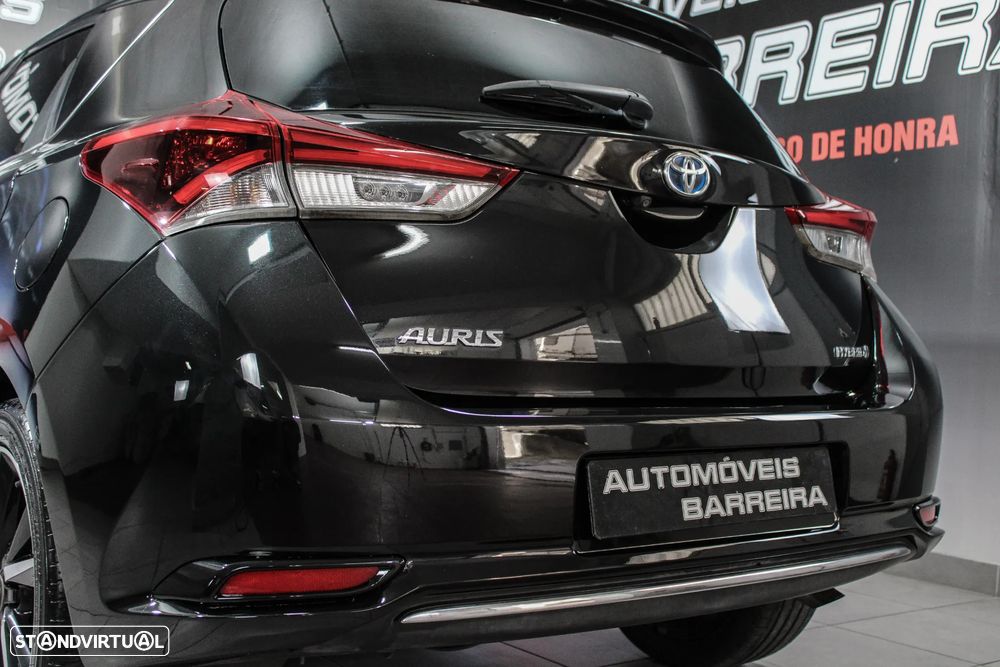 Toyota Auris 1.8 HSD Comfort +P.Techno+P.Sport - 21