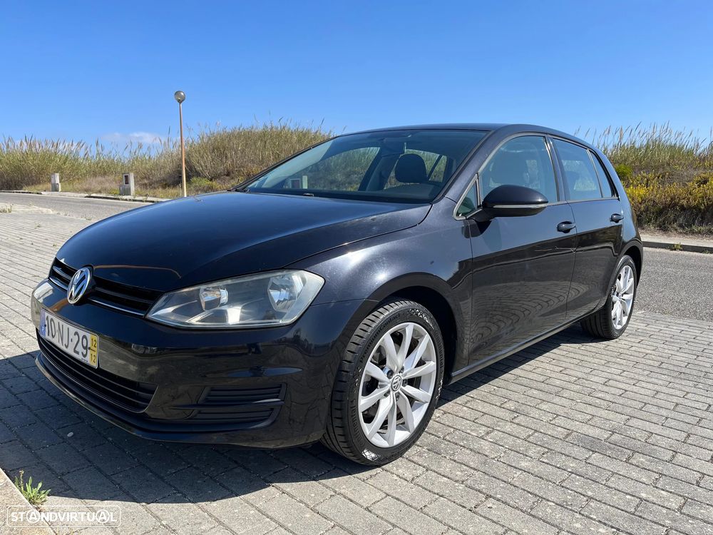 VW Golf 1.6 TDi Trendline BlueMotion - 1