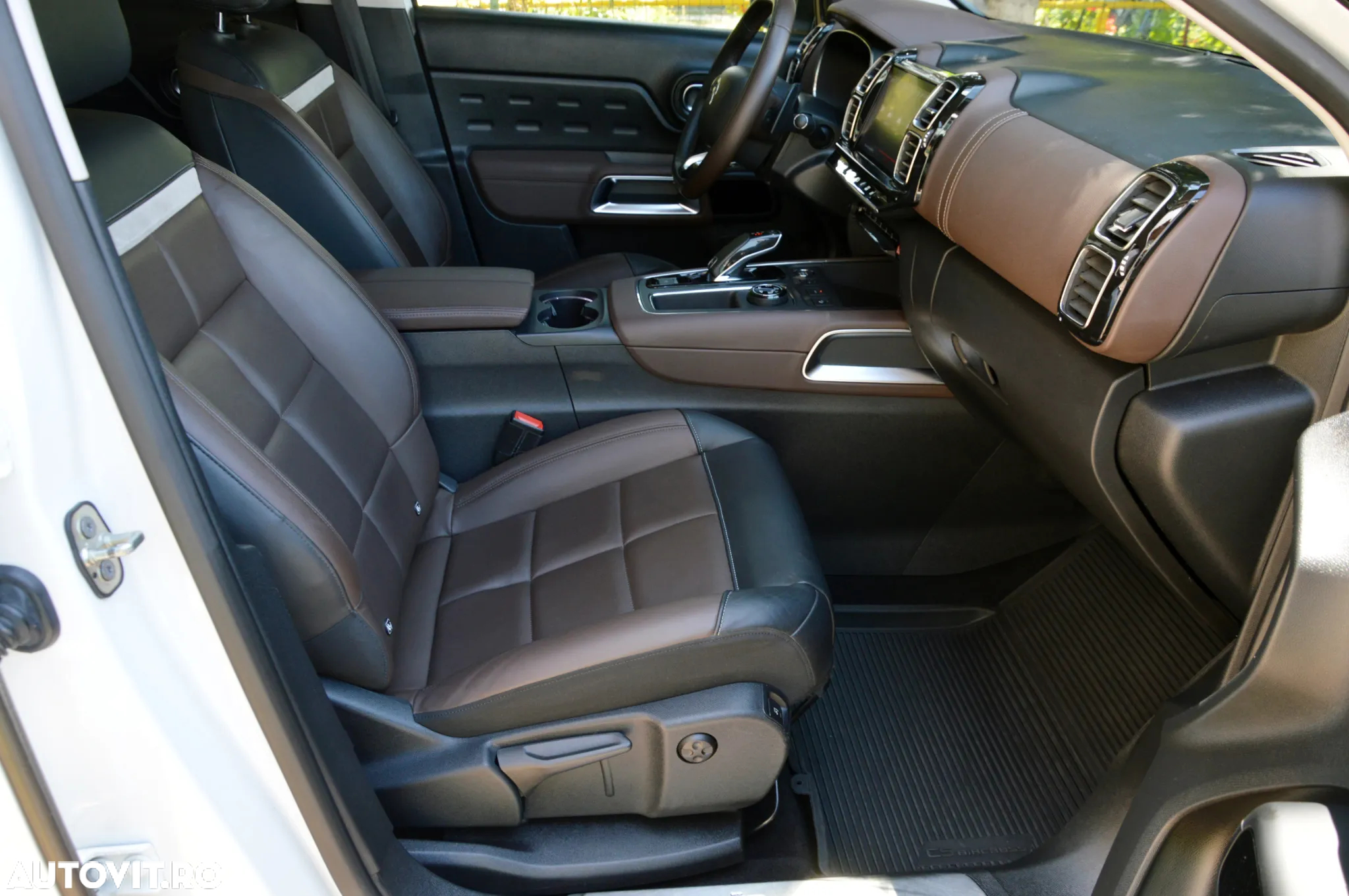 Citroën C5 Aircross 1.6 PureTech S&S EAT8 Shine - 30