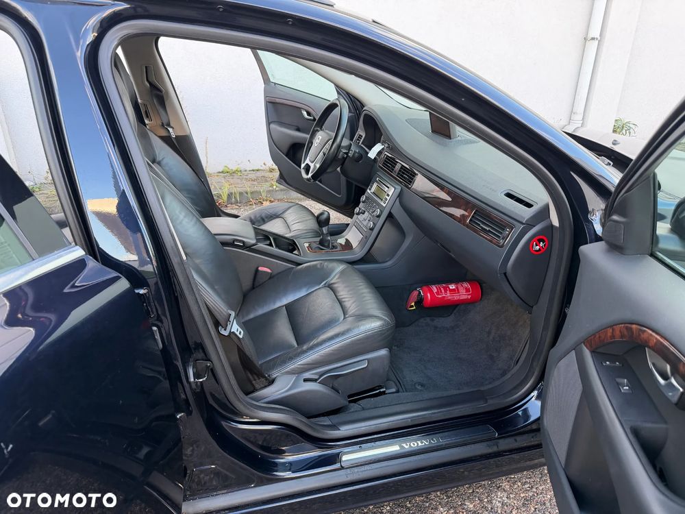 Volvo V70 2.0D Momentum - 22