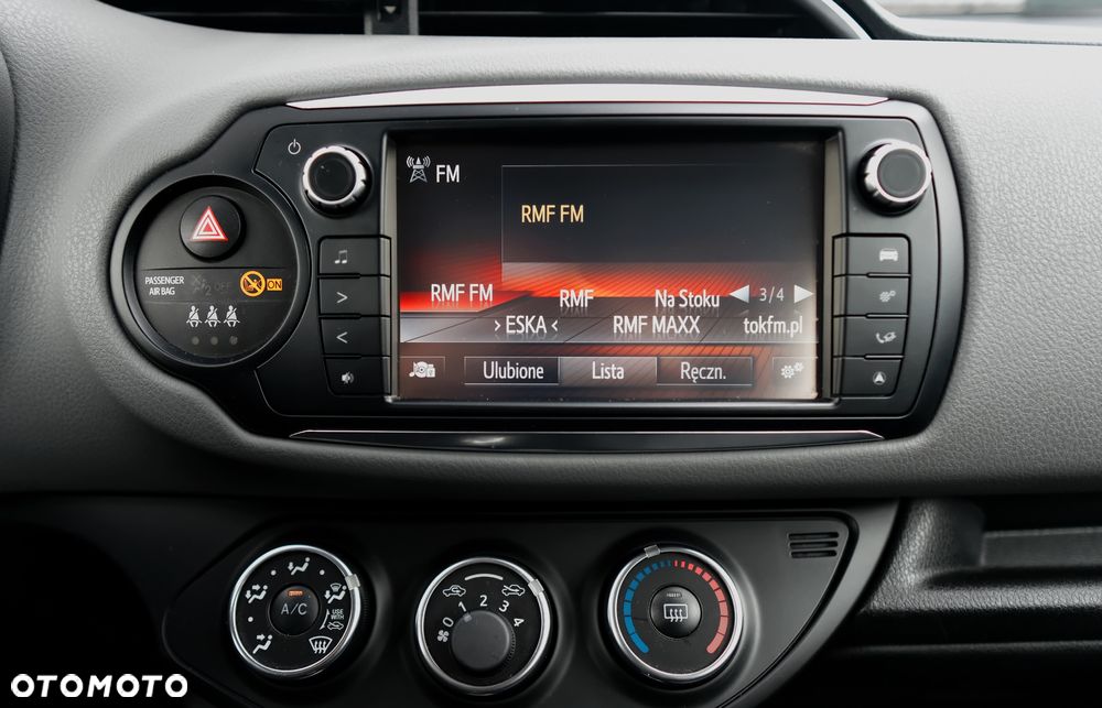 Toyota Yaris 1.0 Premium EU6 - 19
