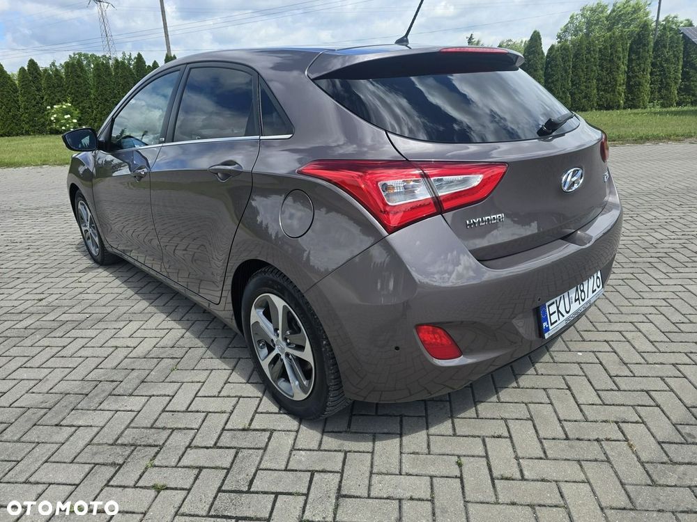 Hyundai i30 - 11