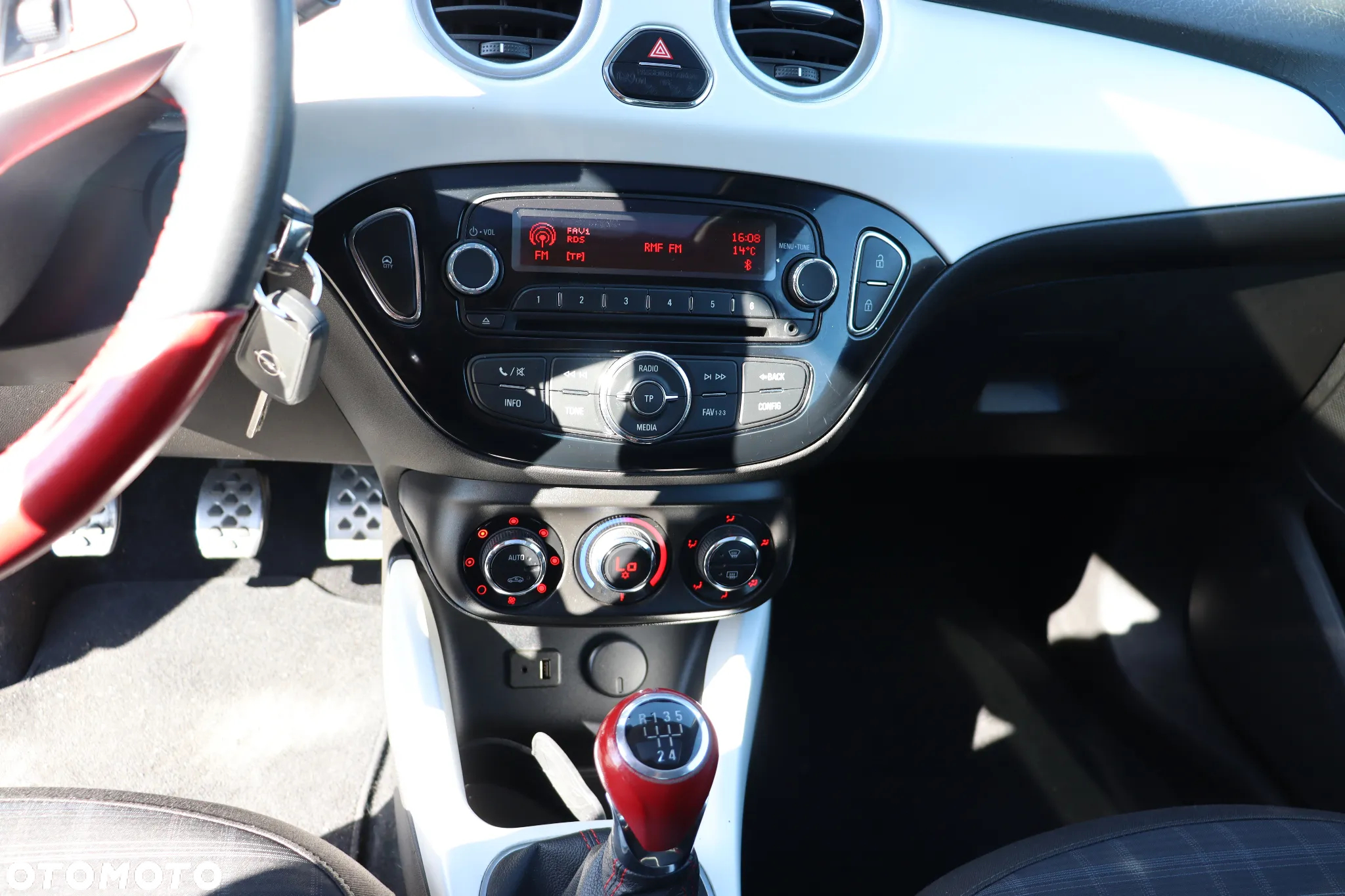 Opel Adam - 11
