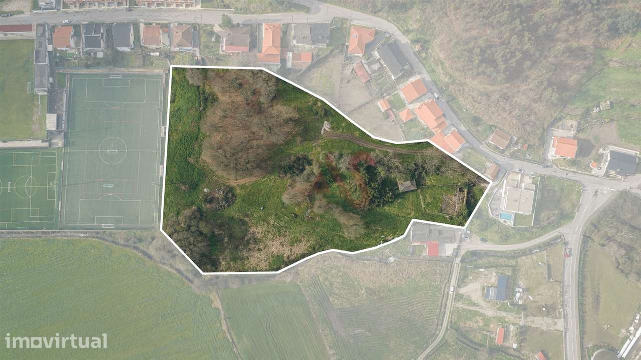 Quinta com 2 hectares em Sande S. Lourenço, Guimarães - Grande imagem: 2/21