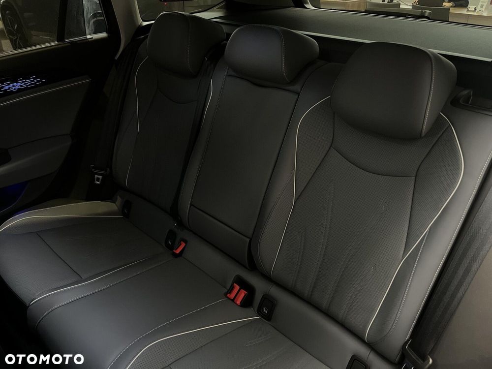 Volkswagen Passat - 24