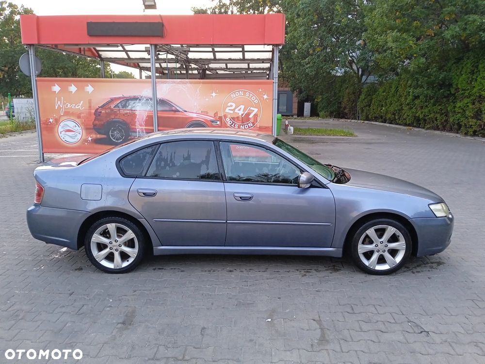 Subaru Legacy 2006 photo 4