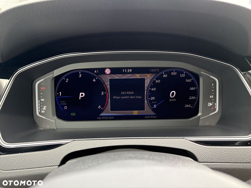 Volkswagen Passat - 15