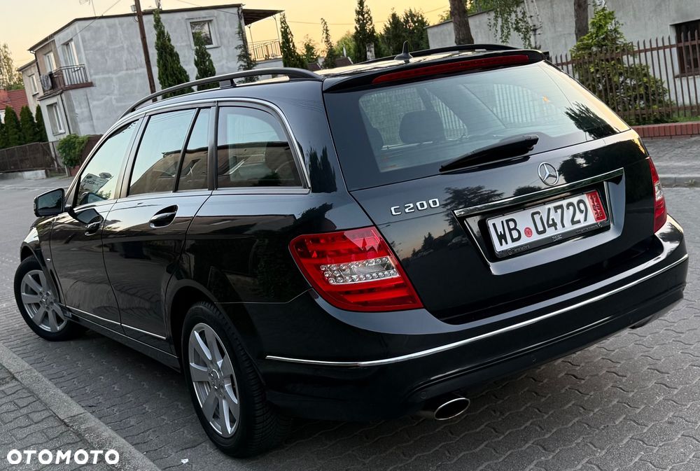 Mercedes-Benz Klasa C 200 (BlueEFFICIENCY) Elegance - 3