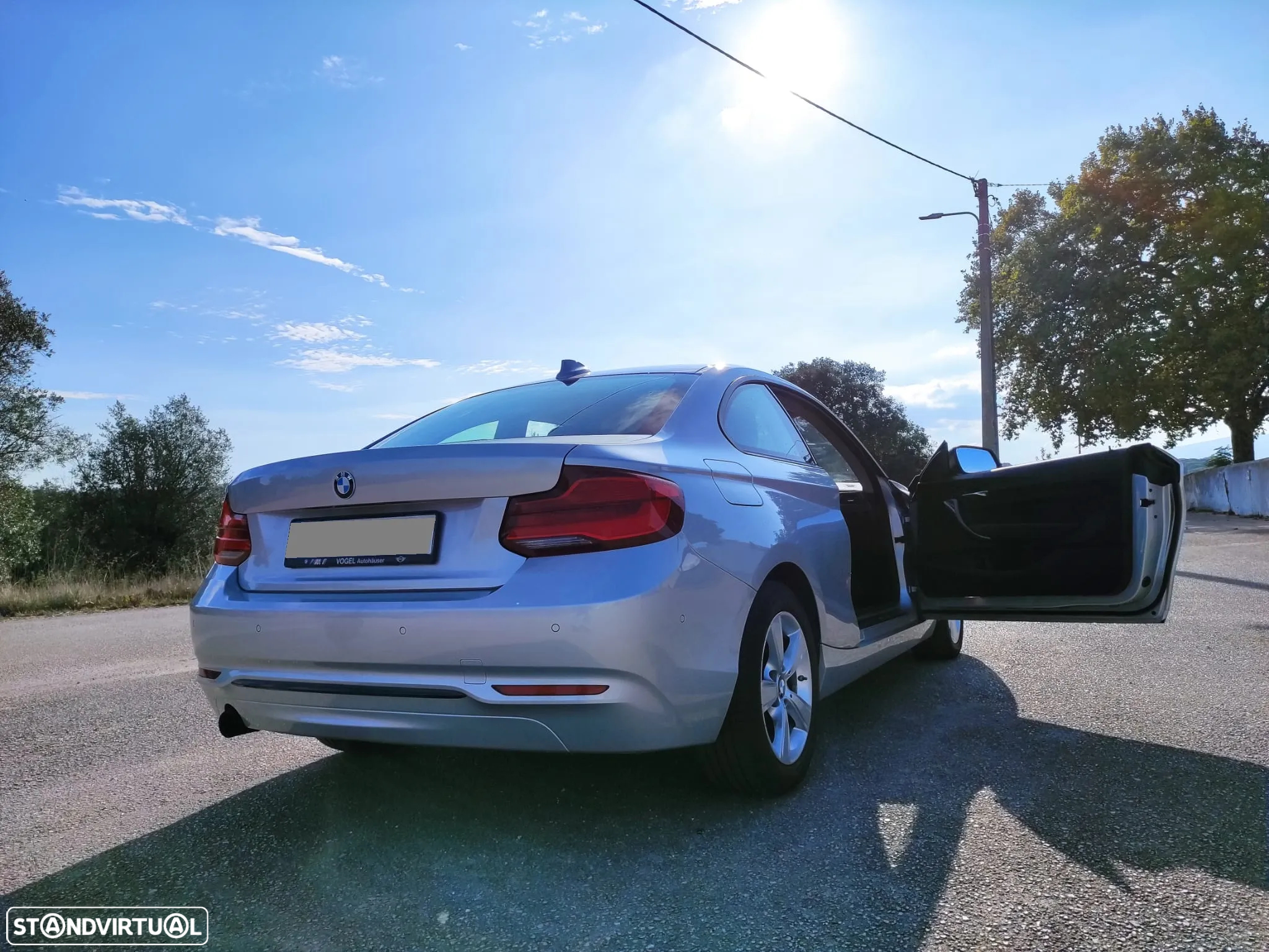 BMW 218 i Coupe Aut. Sport Line - 2