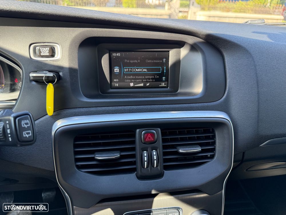 Volvo V40 1.6 D2 Eco Momentum - 25
