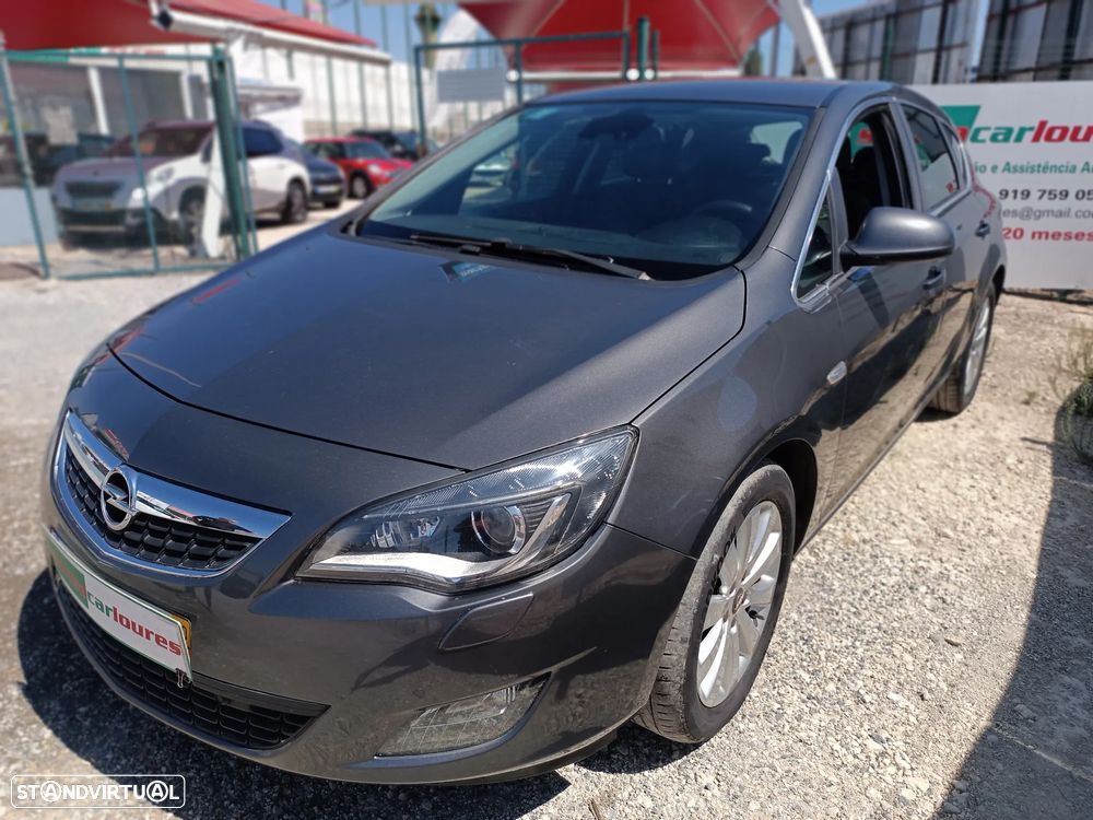 Opel Astra 1.7 CDTi Cosmo - 3