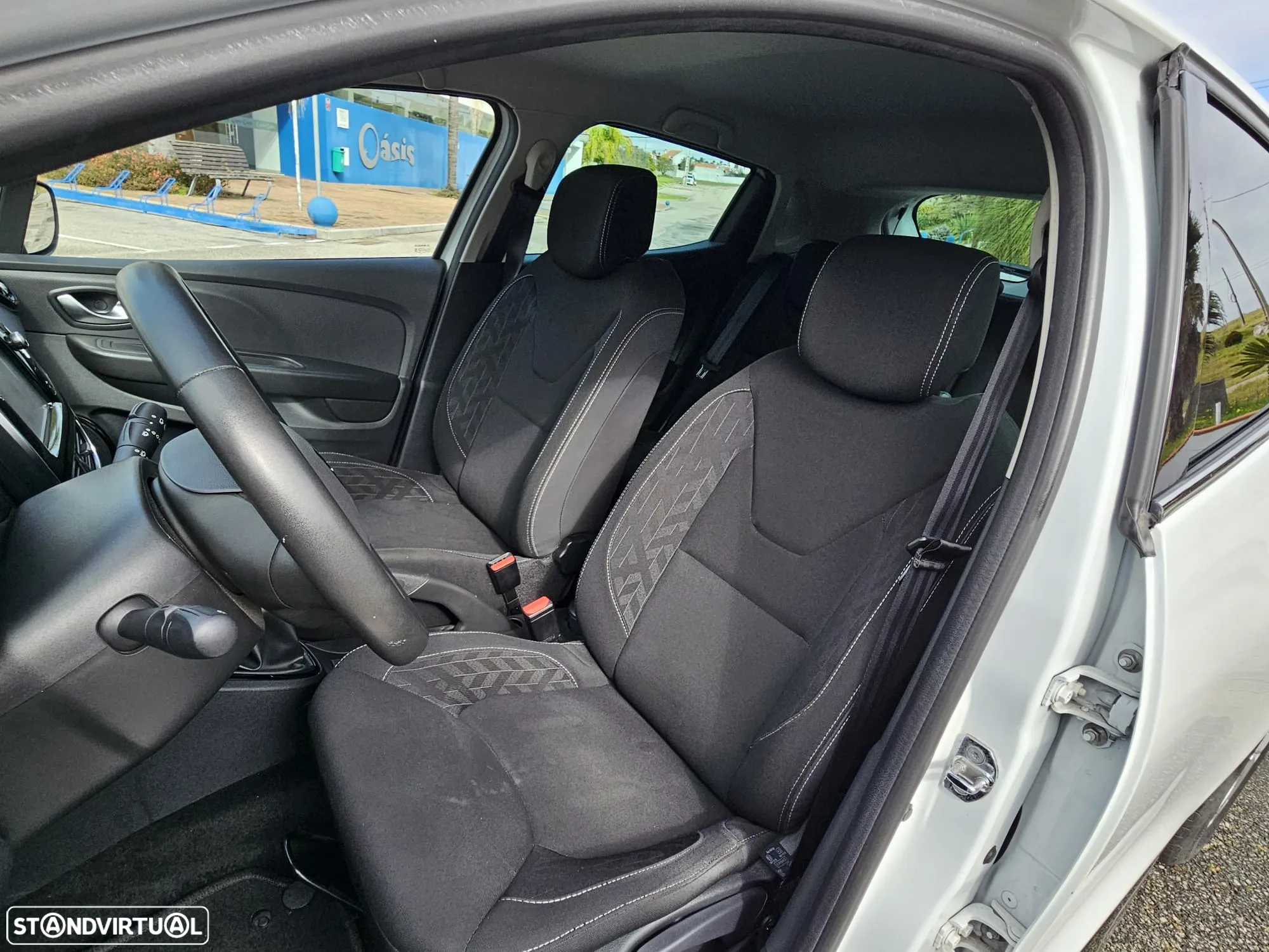 Renault Clio 1.5 dCi Limited - 10