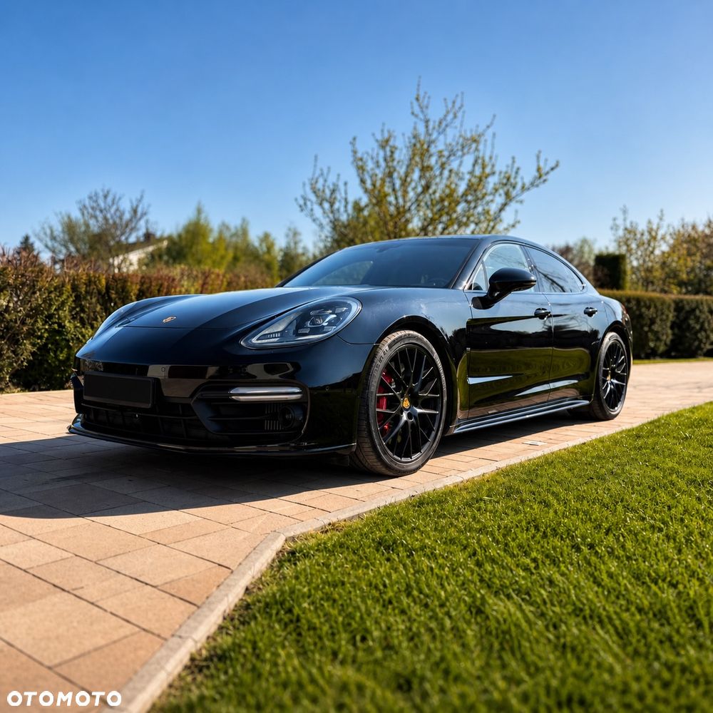 Porsche Panamera Turbo - 39