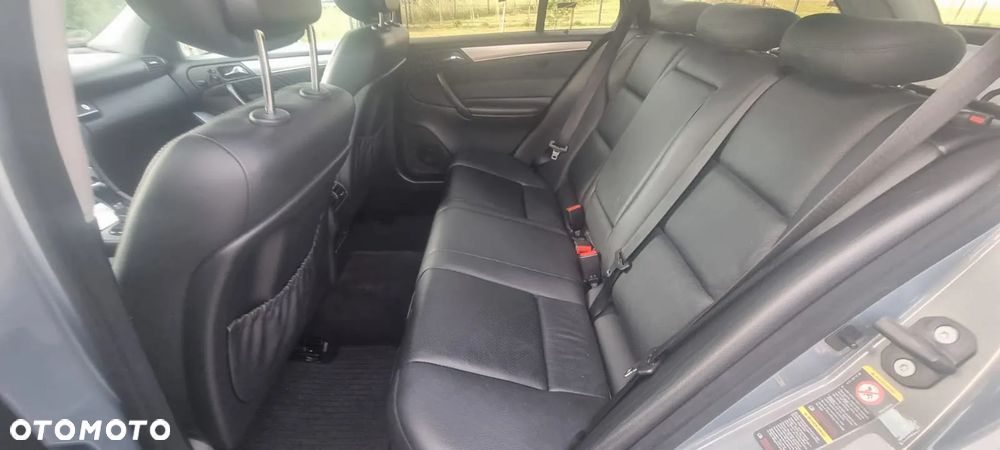 Mercedes-Benz Klasa C 280 T Avantgarde 4-Matic - 16