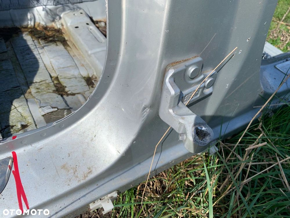 ĆWIARTKA PRAWA STRONA PRÓG Z SŁUPKIEM B MERCEDES E-KLASA W213 S213 775 - 4