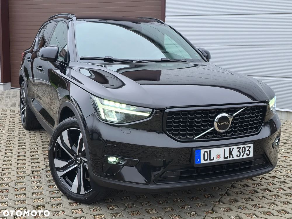 Volvo XC 40 B3 B DKG Plus Black Edition - 8