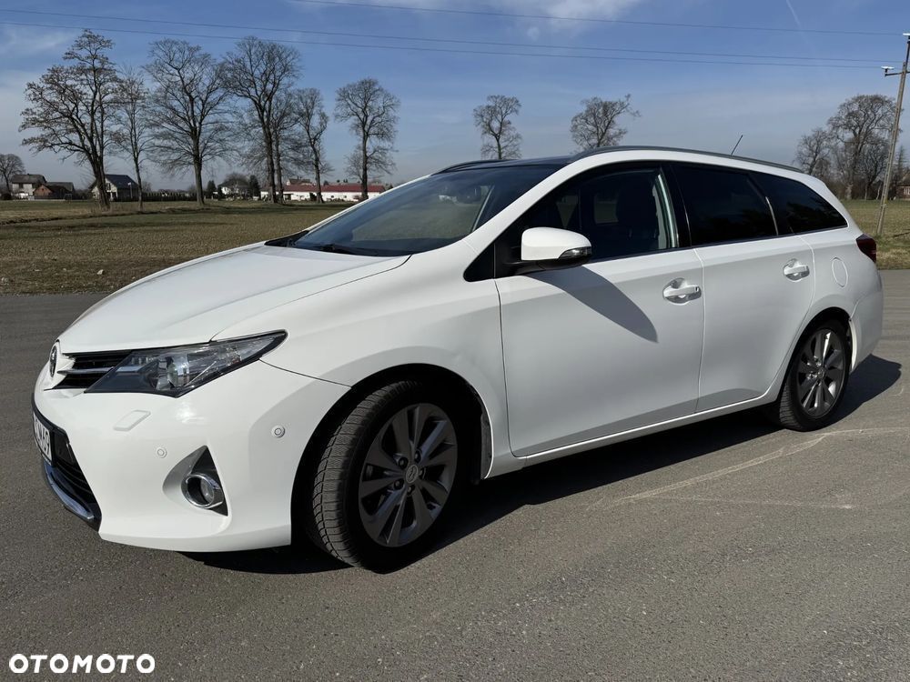 Toyota Auris 2.0 D-4D Premium Comfort - 8