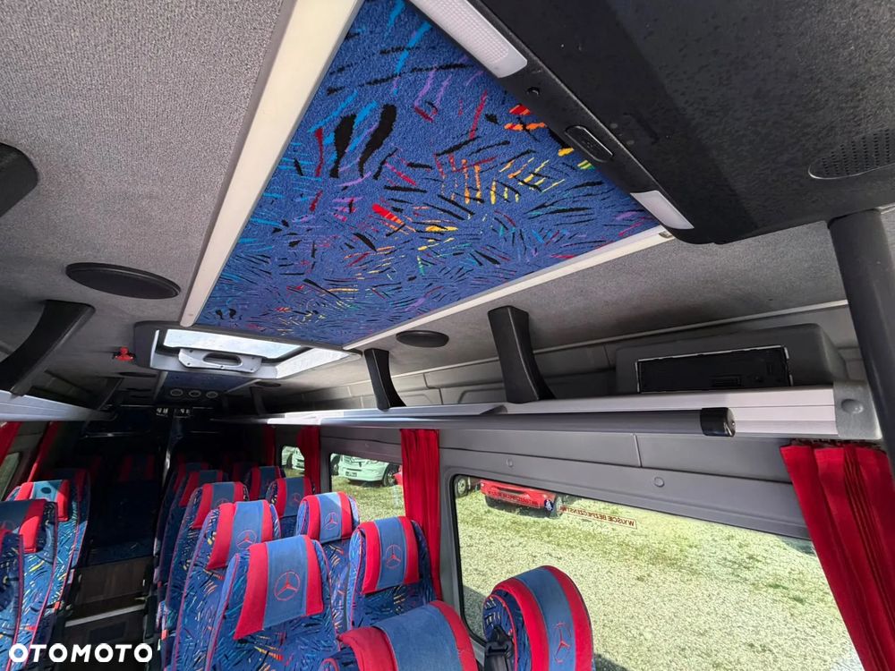 Mercedes-Benz Sprinter 516 - 22