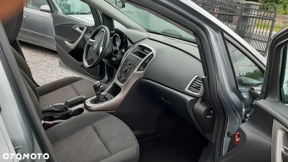 Opel Astra 1.6 Design Edition - 15