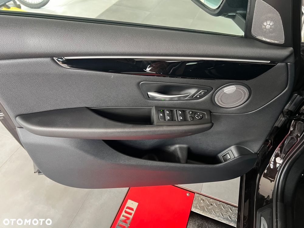 BMW Seria 2 - 16