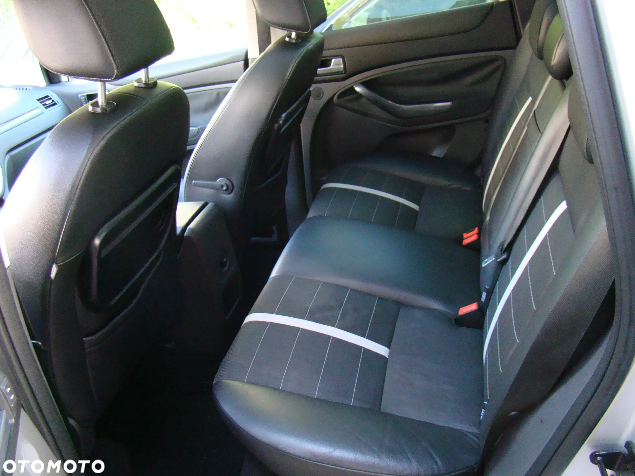 Ford Kuga 2.0 TDCi 4x4 Trend - 7