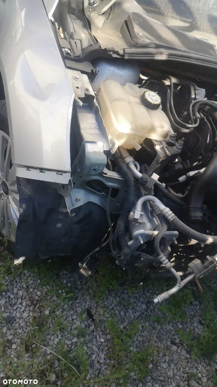 KAROSERIA DRZWI BŁOTNIK REFLEKTOR ZDERZAK FORD FOCUS MK3 III 2015 rok PO LIFT  (2010-2013/14 PRZED LIFT / 2014-> PO LIFT) - 19