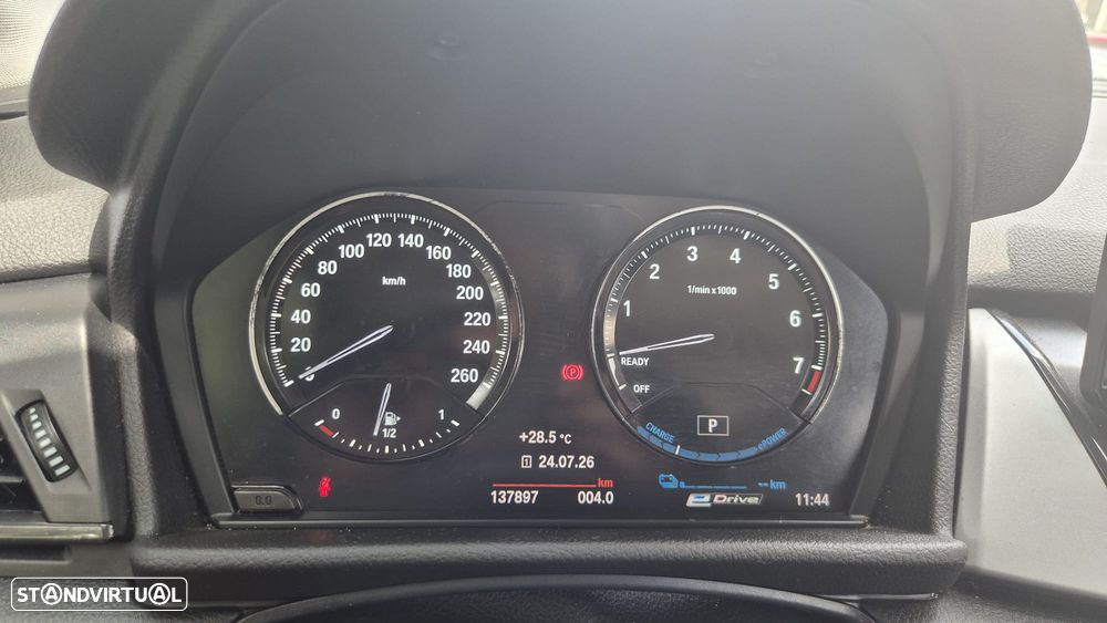 BMW 225xe Active Tourer Pack M - 11
