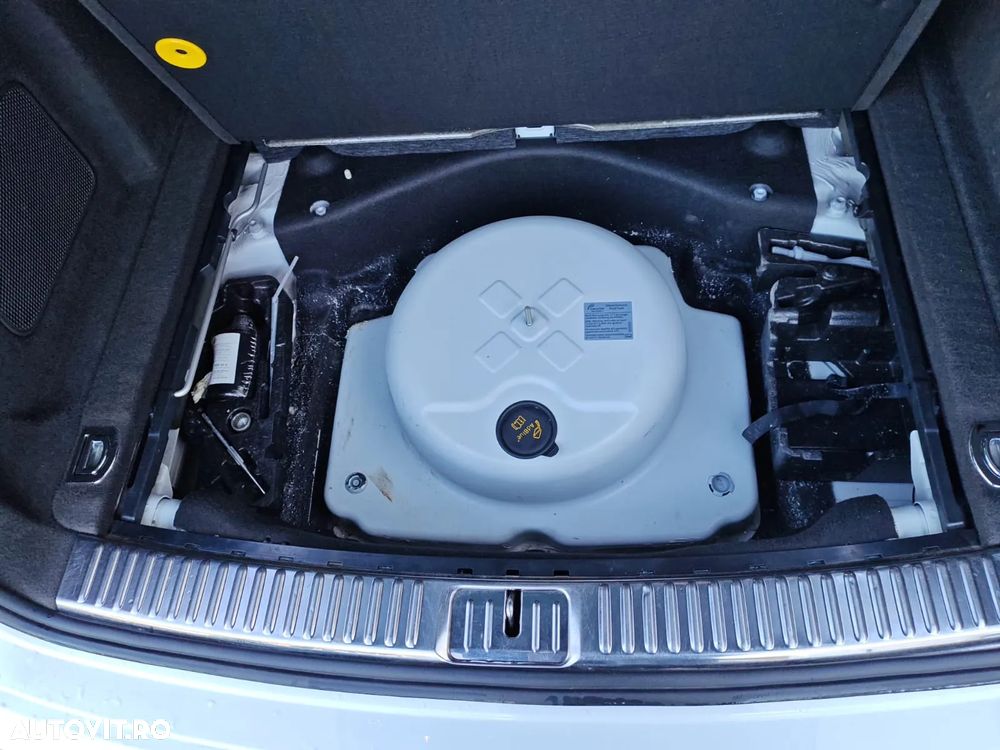 Porsche Cayenne 3.0 L - 15