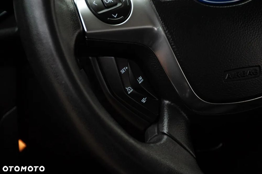 Ford Kuga 2.0 TDCi Individual - 39