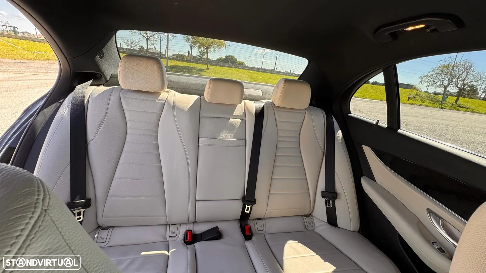 Mercedes-Benz E 220 d Exclusive Line - 10
