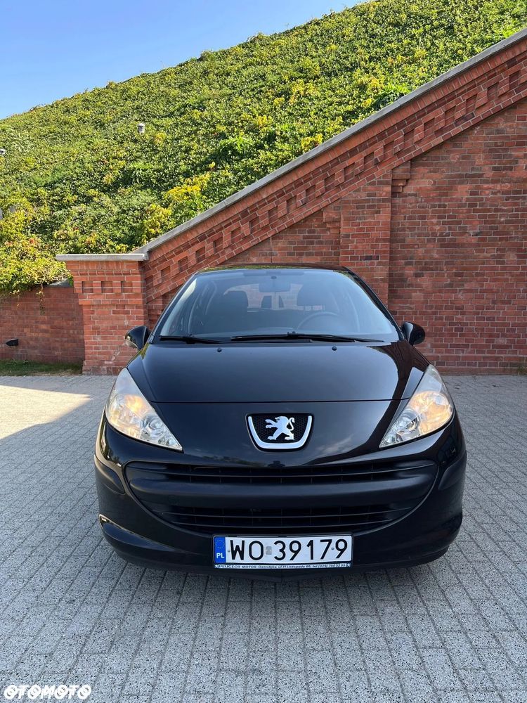 Peugeot 207 1.4 Presence Grand Prix - 4
