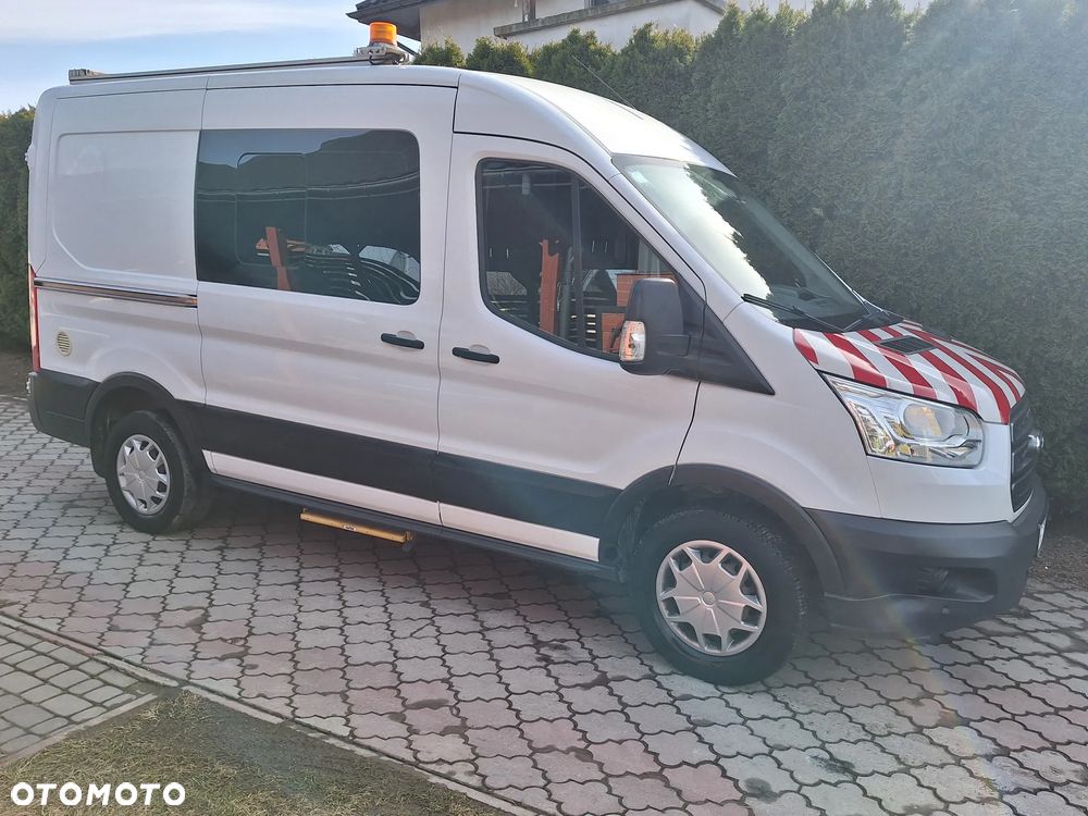 Ford Transit - 1