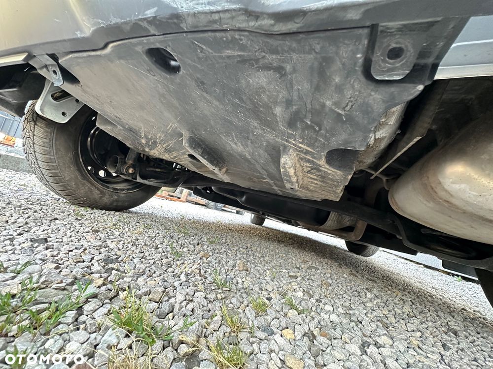 Toyota Yaris 1.0 Active - 32
