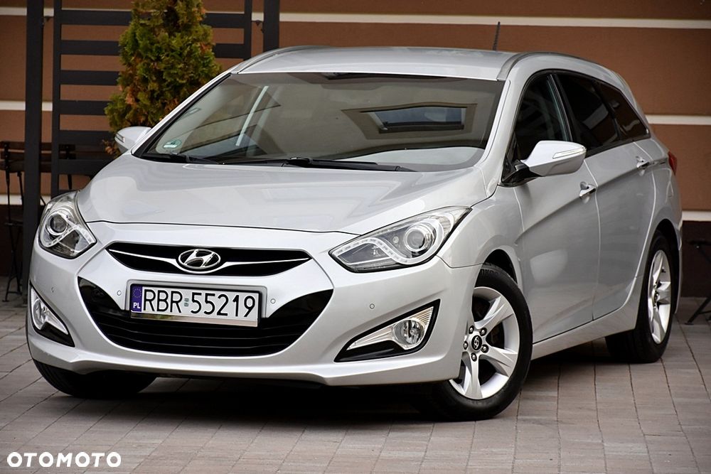 Hyundai i40 i40cw 1.7 CRDi Automatik Fifa World Cup Edition Silver - 2