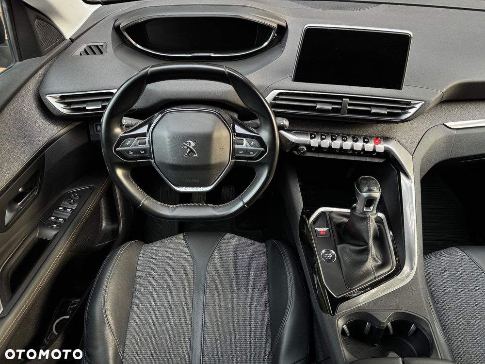 Peugeot 3008 - 14