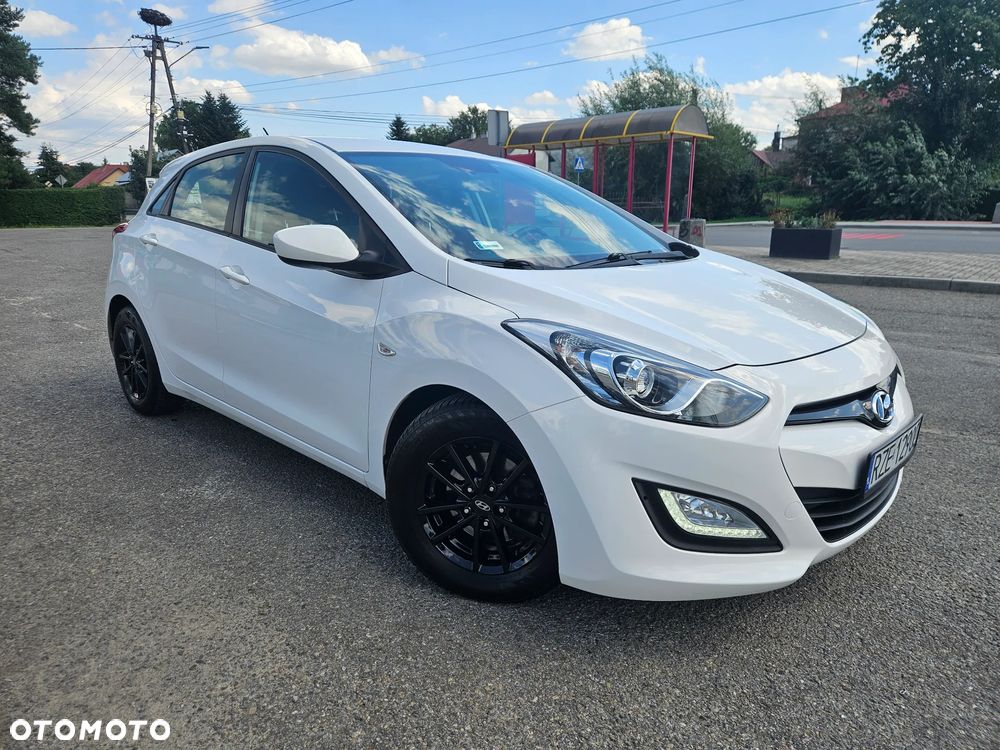 Hyundai i30 1.4 CRDi Advantage - 1