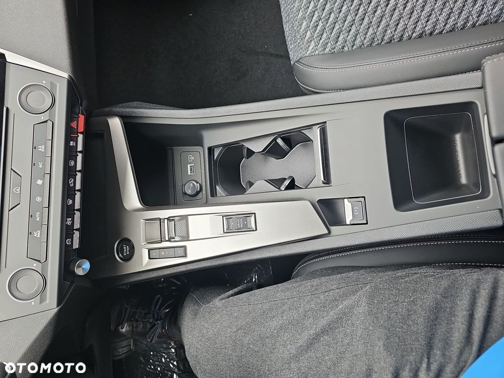 Peugeot 308 - 14