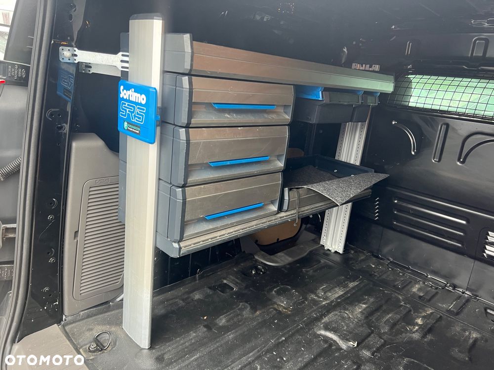 Ford Transit connect - 14