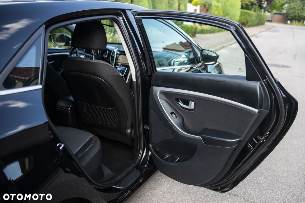 Hyundai i30 1.4 Premium - 33