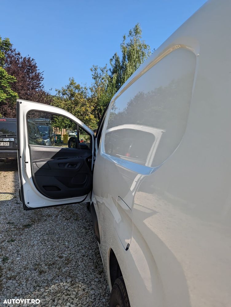 Citroën Berlingo 1.5 BlueHDi 100 S&S BVM6 Feel - 11