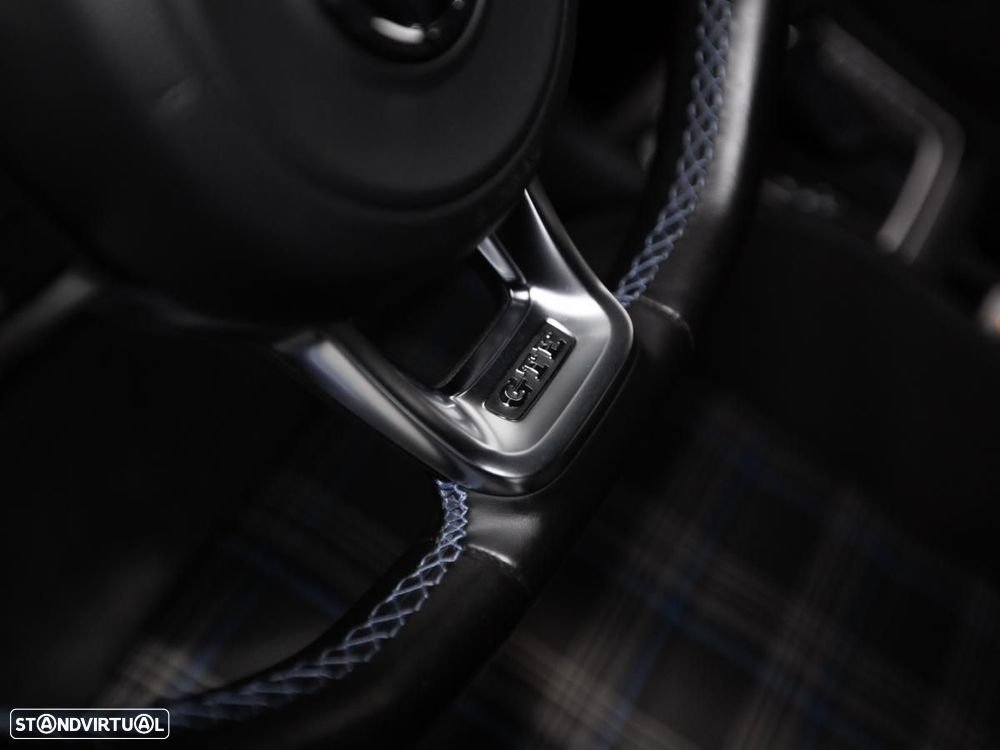 VW Golf 1.4 GTE Plug-in - 13