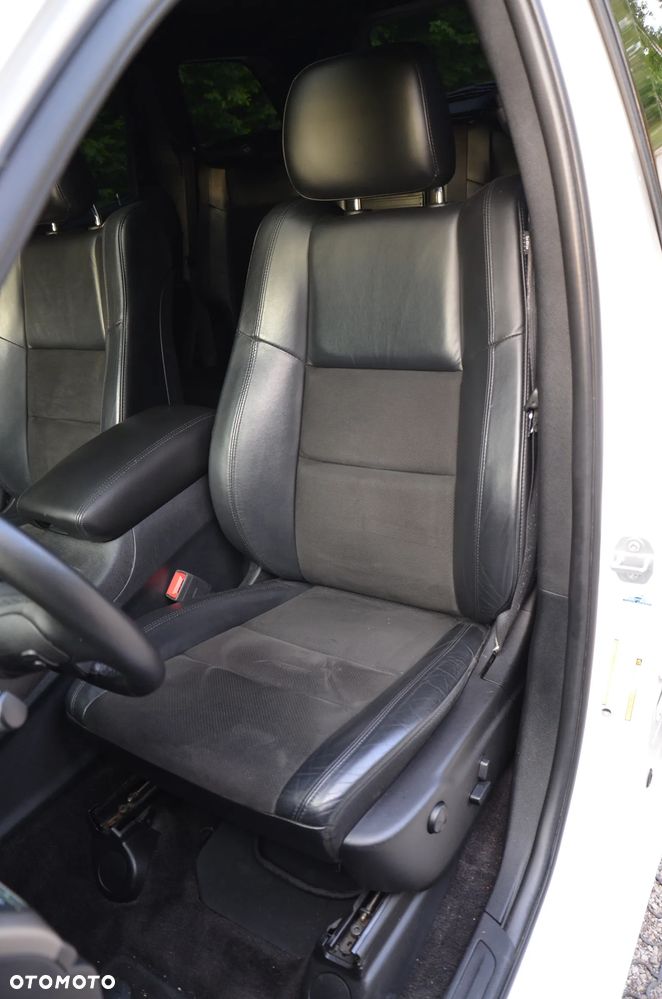 Jeep Grand Cherokee - 13