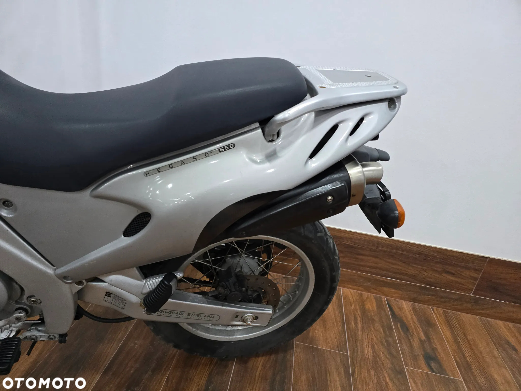 Aprilia Pegaso - 10