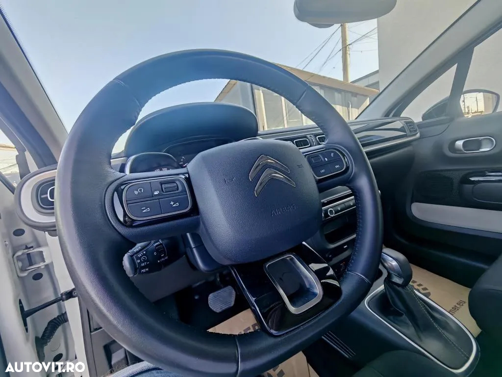 Citroën C3 1.2 PureTech S&S EAT6 Shine - 21